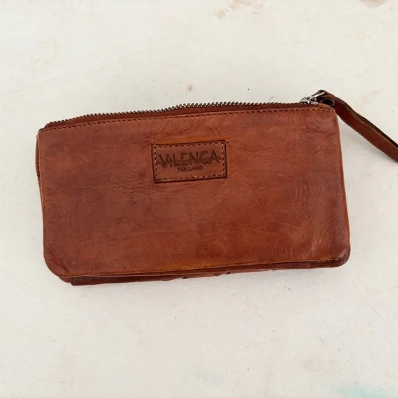 Vilenca Holland Woven Distressed Cognac Bifold Continental Wallet - Picture 2 of 5
